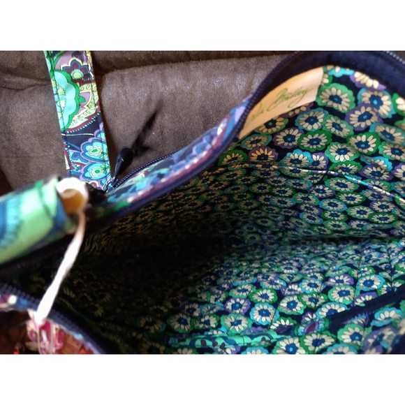 VERA BRADLEY RHAPSODY PATTERN SHOULDER BAG - VERY GOOD CONDITION - Picture 4 of 4